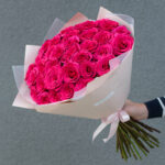 Rožinių rožių puokštė