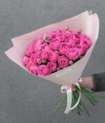 Rožinės bijūninės rožės