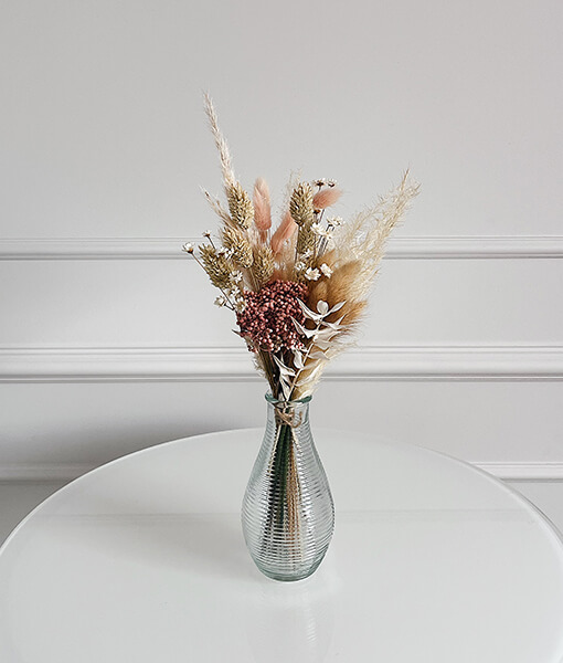 Mini vazelė su džiovintų gėlių puokštele